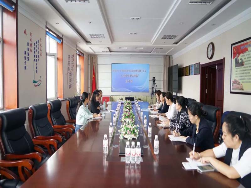 阿城區(qū)人才服務(wù)中心赴二公司開展人才就業(yè)補(bǔ)貼政策宣講活動(dòng)